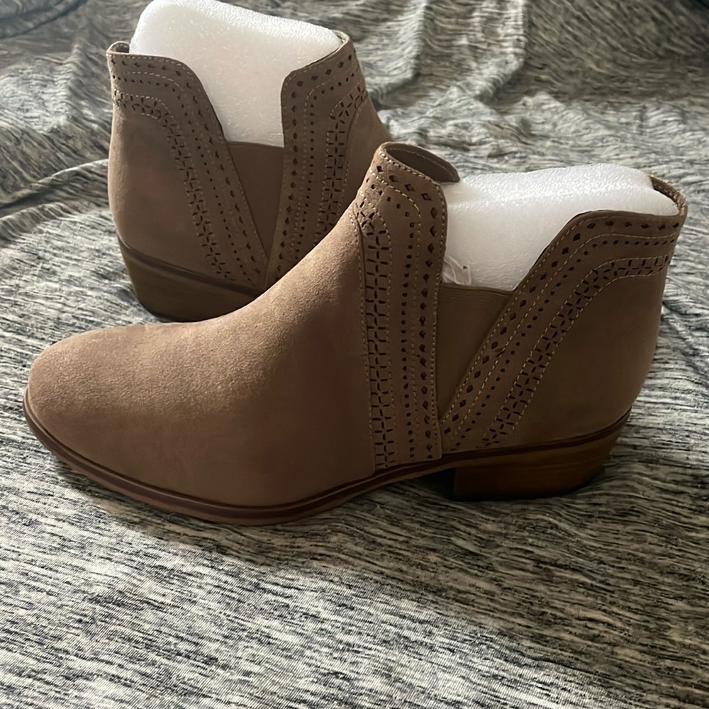 ankle boot